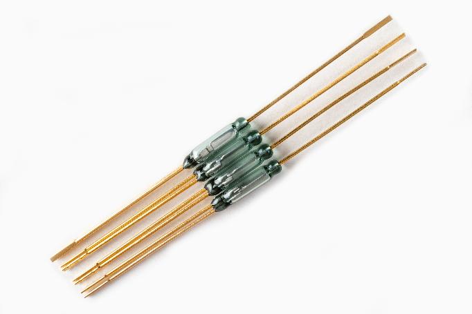 Miniaturní jazýčkový přepínač (JRCM)